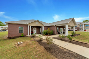 West-Helena_Village 11